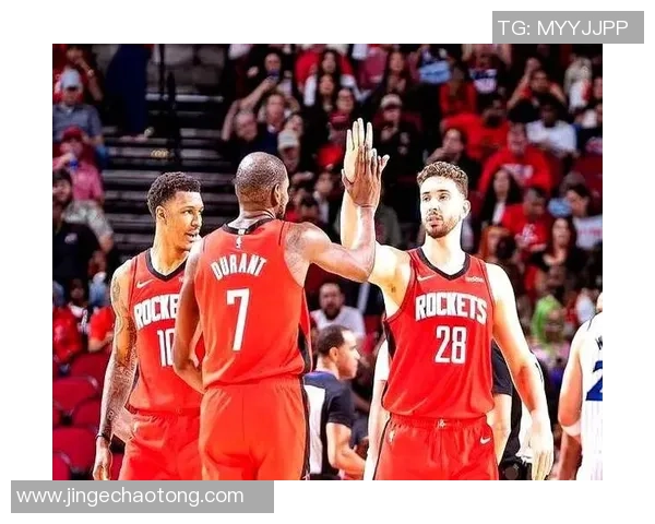 火箭队与活塞队激战正酣NBA精彩直播尽在眼前