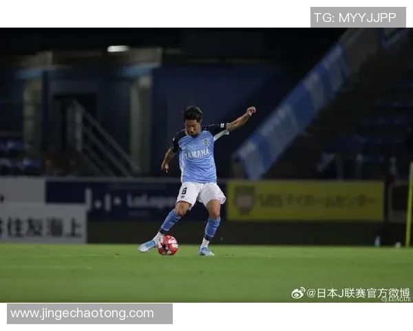 磐田喜悦与大阪樱花花的激烈对决展现足球魅力与团队精神